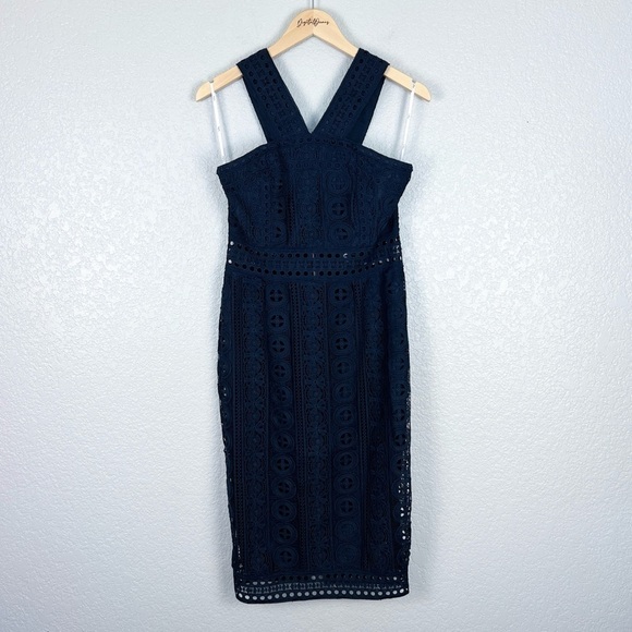 Lulus NWT Cocktail Ready Navy Blue Crochet Lace Midi Dress M - Feminine, Romance - Picture 4 of 14